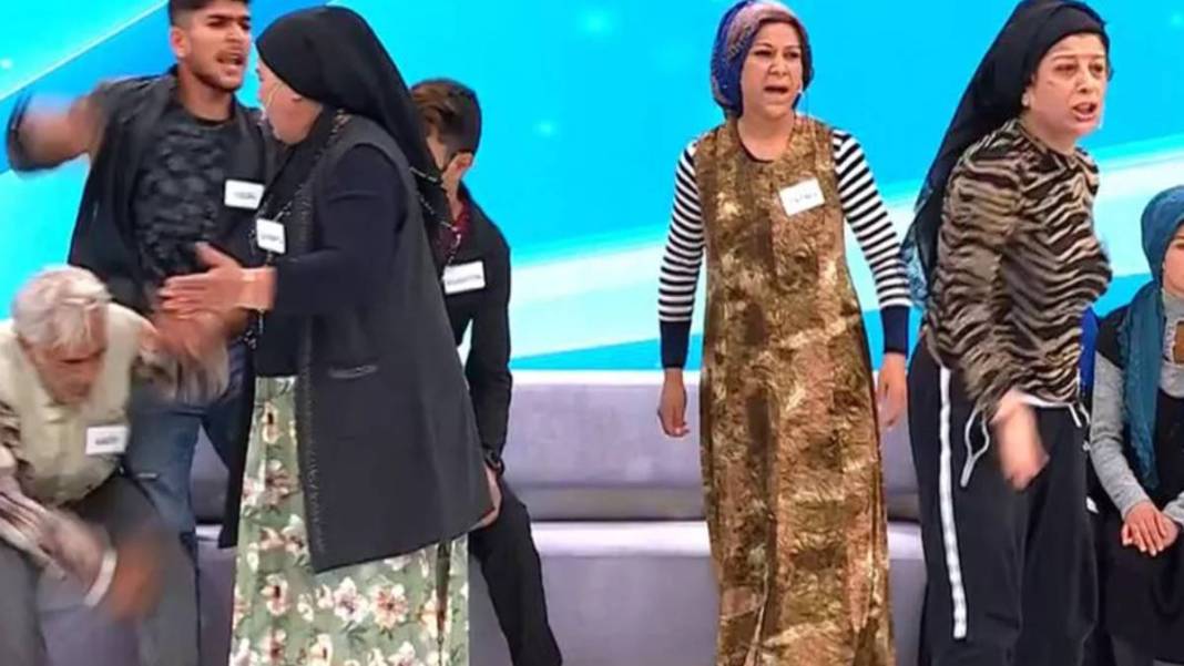 Müge Anlı'da olay var! Kimliksiz yaşayan Haymatlos ailesi birbirine girdi: Stüdyoda korku dolu anlar: Sebebi ise... 5